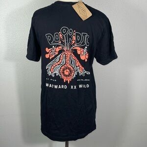 WAYWARD & WILD DO OR DIE MT HOOD BLACK WOMENS Graphic, TSHIRT SIZE MEDIUM